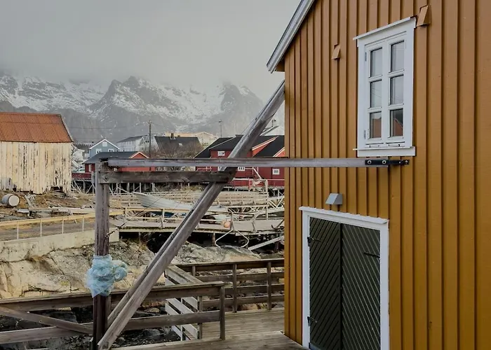 Holiday home In A Real, Historic Gem In Henningsvaer