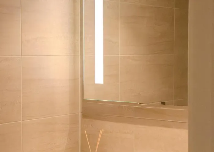 度假居 In A Real, Historic Gem In 亨宁斯韦尔